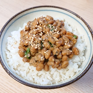 美容&育毛☆ごまゴマ胡麻セサミピリ辛納豆ご飯